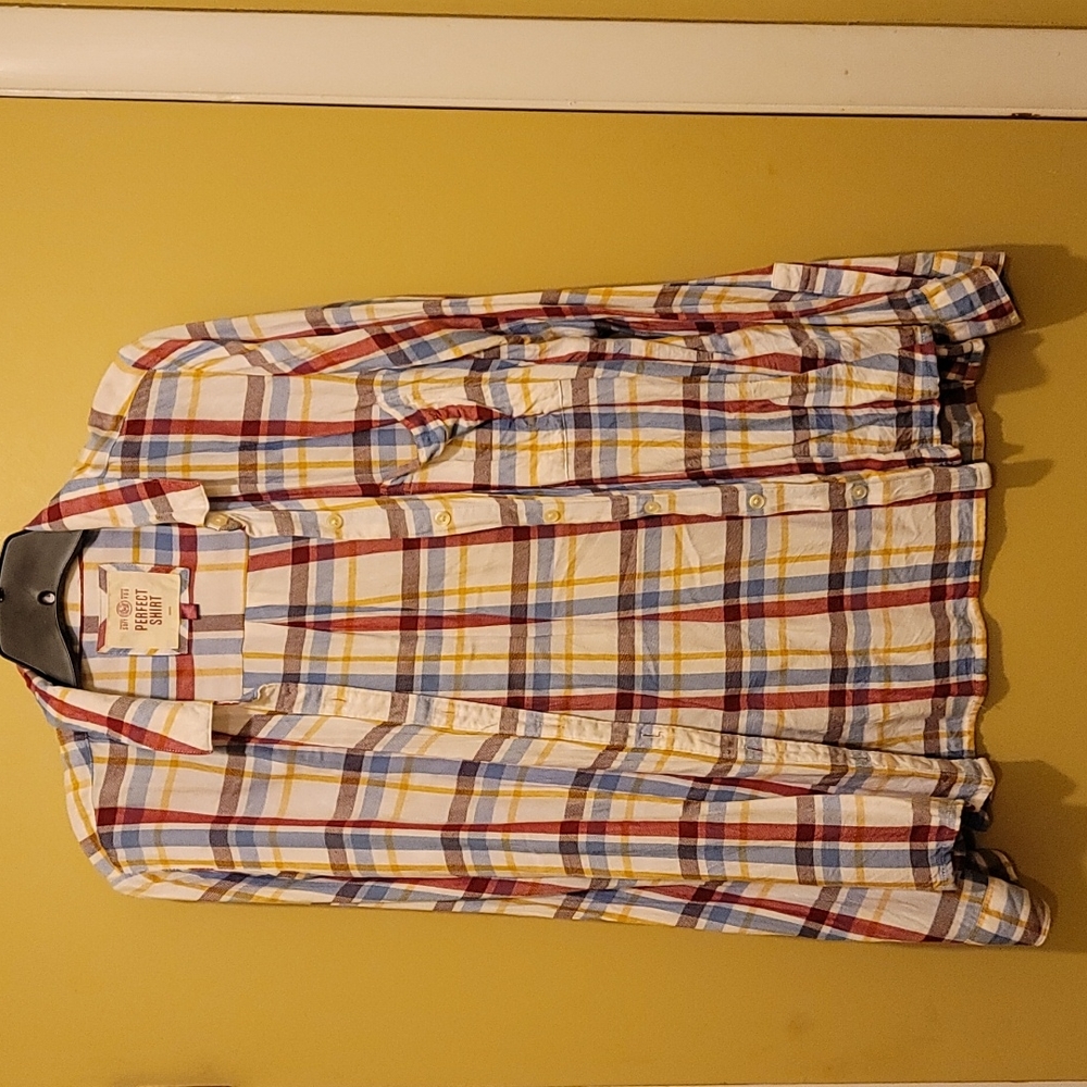 4 Shirts